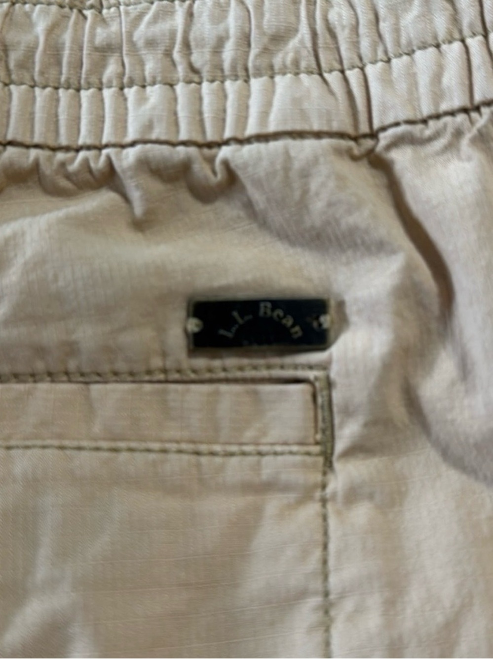 L.L. Bean Woman’s Pull on Ripstop Drawstring Khaki Ankle Pants - Picture 11 of 11